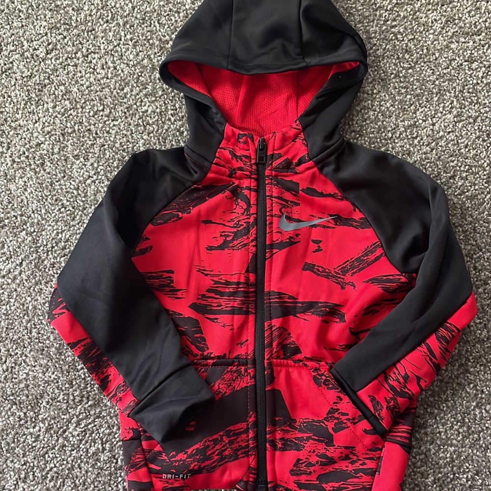 Nike Dri-Fit 24 Month zipper Hooded Sweatshirt Jacket with Pockets Red and Black